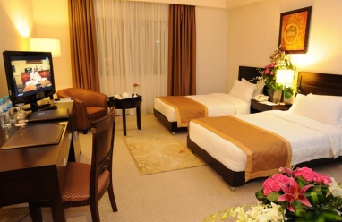 1395308045akf_standard_twin_room_ramee_baisan_hotel_bahrain.jpg