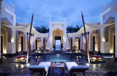 1448104686al_areen_royal_pool_villa_day_copy.jpg